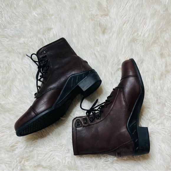 Ariat Boots - Picture 6 of 10